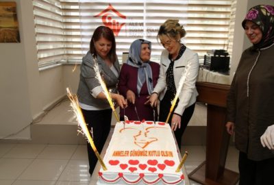 Gümüşhane’de Anneler Günü Kutlaması