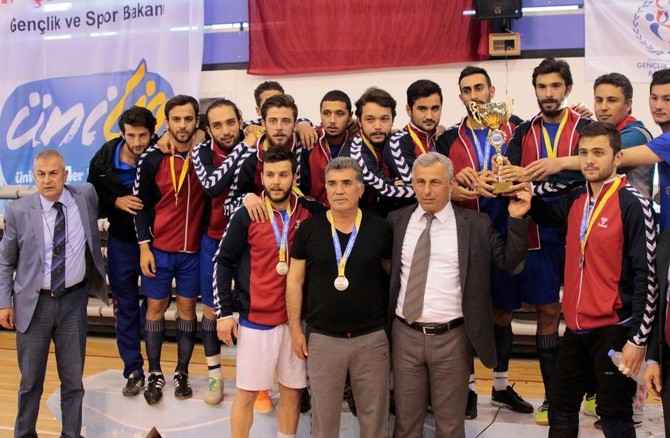 MSKÜ Futsal Takımı Türkiye 2’ncisi