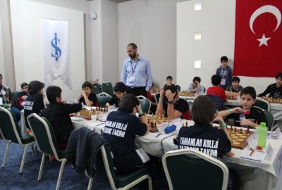 Satranç Liginin Şampiyonu Yamanlar Koleji Oldu