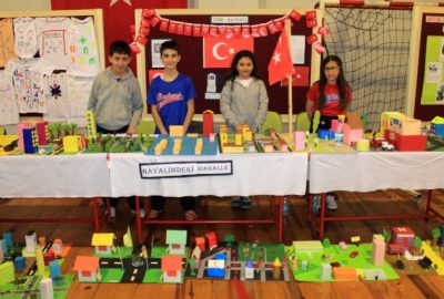 Formül Hatırlatan Tişörtler, Çizgi İzleyen Robotlar