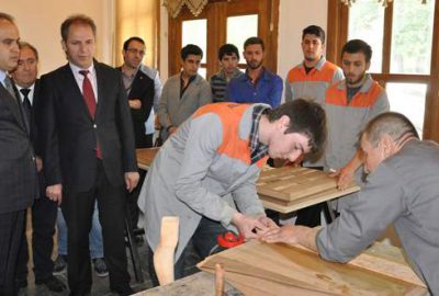 Müzede mobilya dersi