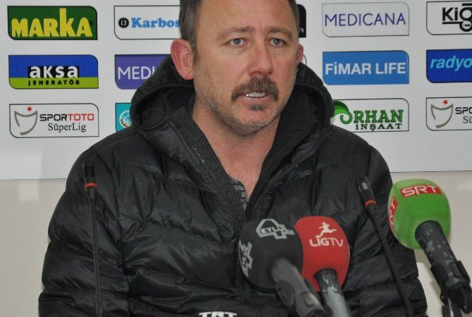 Spor Toto Süper Lig’in 30. haftasında Fenerbahçe deplasmanda Medicana Sivasspor’u