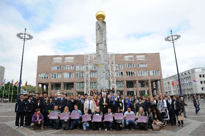 Türkiye’yi Temsil Eden Trabzon Heyeti Temaslarını Sürdürüyor