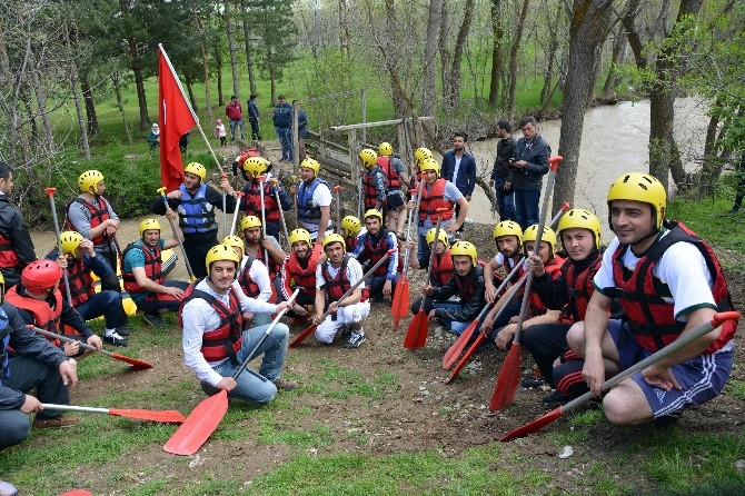Kelkit’te 3. Geleneksel Rafting Şenliği Yapıldı