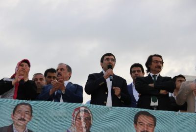 Miting Gibi Seçim Bürosu Açılışı