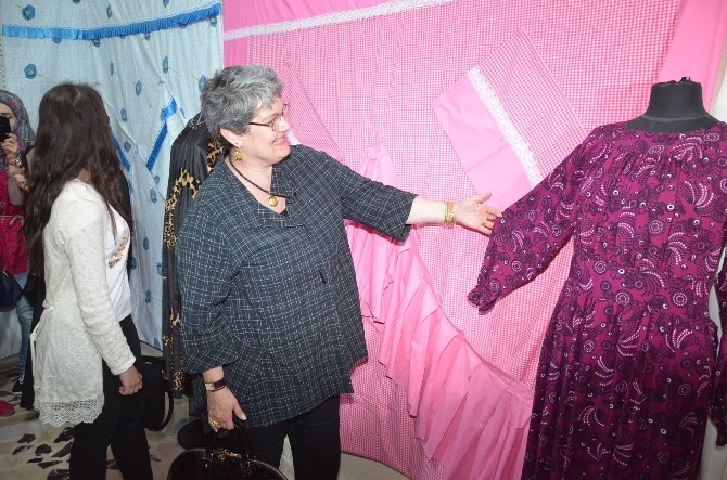 Viranşehir’de Ret Vakfının Giyim Sergisi