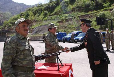 Baba oğul birlikte asker oldu