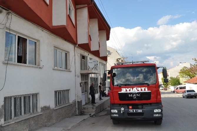 Piknik Tüpün Parlaması Sonucunda Yaşlı Çift Yaralandı Piknik Tüpün Parlaması Sonucunda Yaşlı Çift Yaralandı