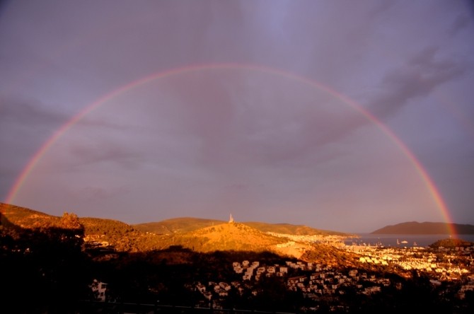 Bodrum’da Eşsiz Gökkuşağı Manzarası
