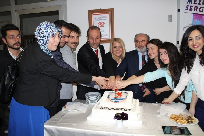 Resim-iş Öğrencilerinden Mezuniyet Sergisi