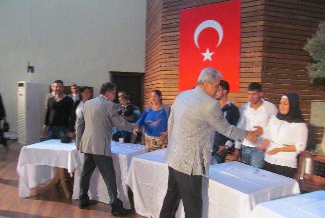Balıkesir’in Edremit İlçesinde 11 Roman çift toplu nikah töreni ile
