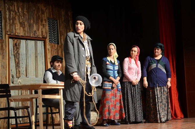 Genç Oyuncular Performansları İle Beğeni Topladı