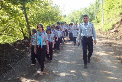 İzciler Eğitim Kampında