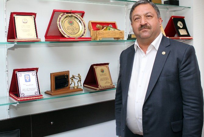 14 Mayıs Dünya Çiftçiler Günü nedeniyle açıklama yapan Menteşe Ziraat