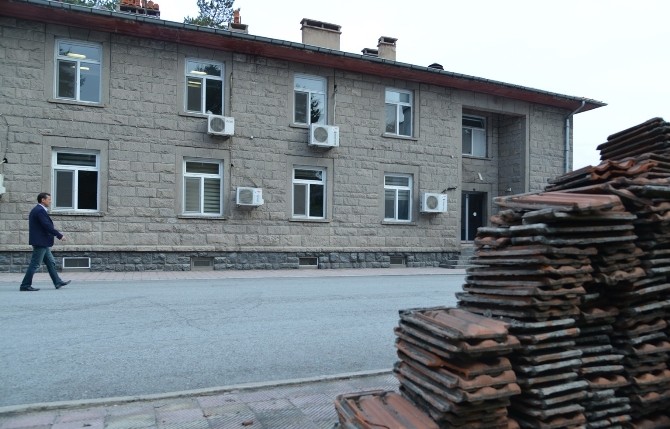 Türkiye’nin İlk Kiremitlerinin Kayseri Şeker Fabrikası’nın Çatısında Kullanıldığı Ortaya Çıktı