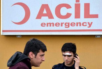 Polis midibüsü devrildi: 25 yaralı