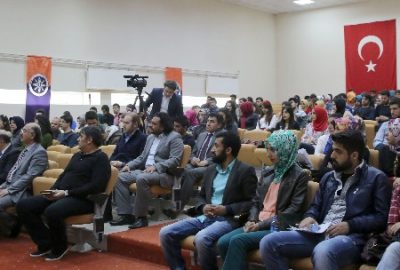 “Tarihi Yeniden Düşünmek”