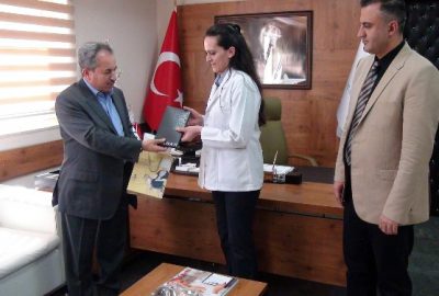 Başkan Akkaya’dan Hemşire Ve Ebelere Hediye