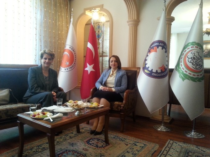Türkiye İş Dünyasının Başkanı Nezaket Emine Atasoy İsrail Ankara Büyükelçisi Amira Oron’u Kabul Etti