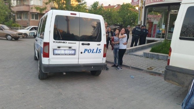 Bıçakla kovalanan kız çocuğu sinir krizi geçirdi