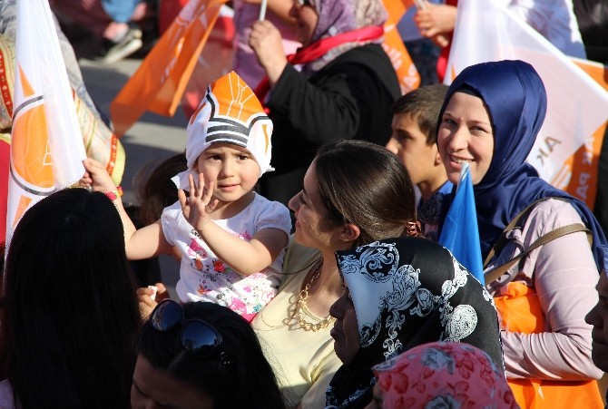 Başbakan Davutoğlu’ndan Aydınlıya İş Ve Yatırım Müjdesi
