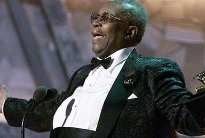 Efsane müzisyen hayatını kaybetti