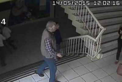 Öğretmene anneden tekme-tokat dayak