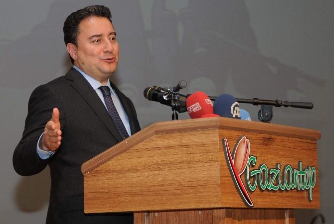Başbakan Yardımcısı Ali Babacan, Türkiye’nin sahip olduğu siyasi istikrarın çok