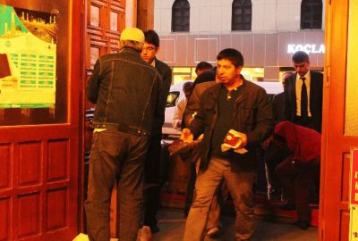 Büyükşehir Belediyesi Kandil Simidi Dağıttı