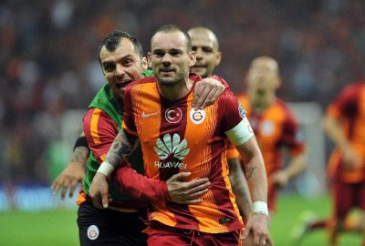 Sneıjder’den 100 Maçta 50 Gole Katkı