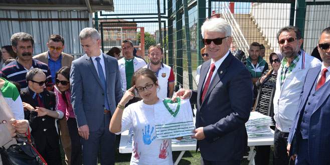 Şenlikte renkli görüntüler