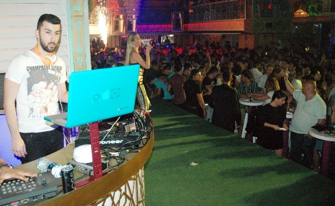 Bodrum’da Tuğba Özerk Rüzgarı