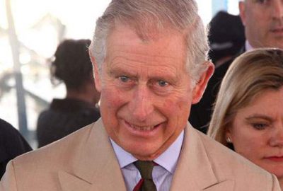 İrlanda’da tarihi tokalaşma