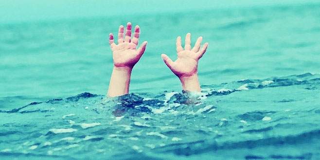4 yaşındaki çocuk havuzda boğuldu