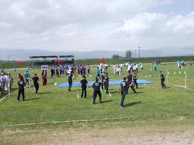 Aziziye’de Renkli 19 Mayıs Programı