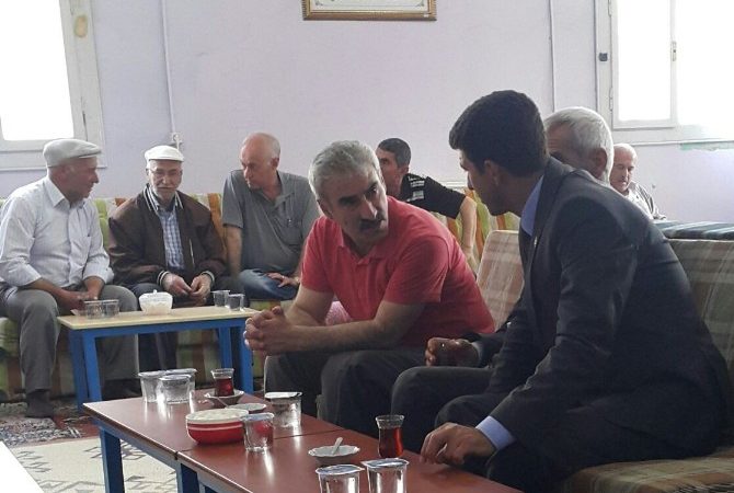 Milliyetçi Hareket Partisi (MHP) Diyarbakır milletvekili adayı Mehmet Teyar Karakoç,