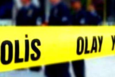 Eşini elektrik kablosu ile…