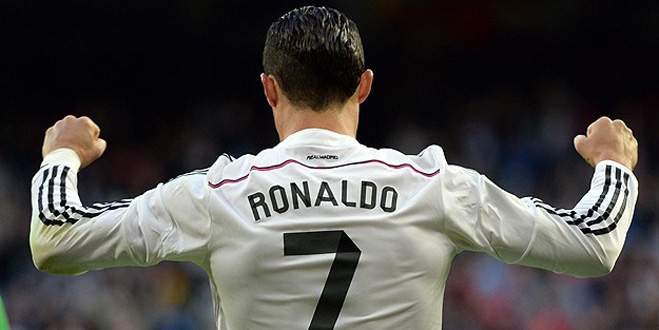 Ronaldo “Altın Ayakkabı”ya koşuyor