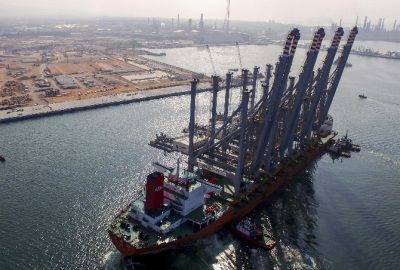 Türkiye’nin En Büyük 4 Dev Vinçi Körfez’e Ulaştı