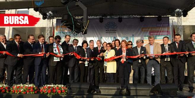 Kılıçdaroğlu, Nilüfer Belediyesi Halkevi’ni açtı