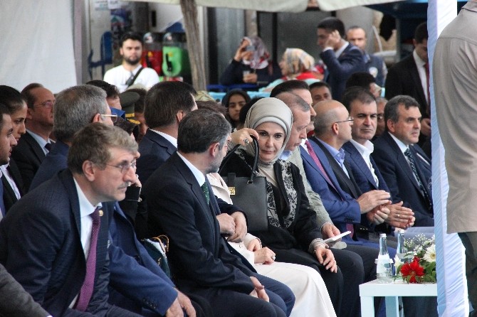 Emine Erdoğan, Nebati’ye Çalışmaları Sordu