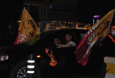 Aydın’da Galatasaray Taraftarları Sokaklara Döküldü