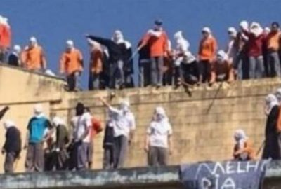 Cezaevinde isyan: 8 ölü