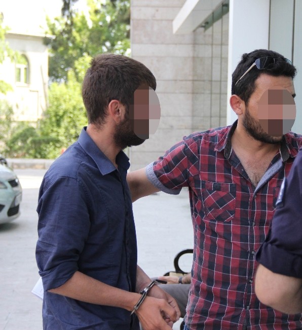 Uyuşturucu Satarken Yakalandı