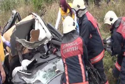 Emniyet şeridinde feci ölüm