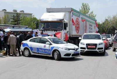 CHP’nin seçim TIR’ına izin verilmedi