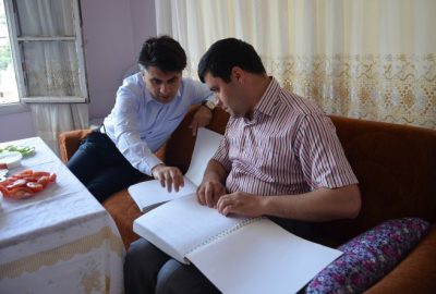 Kaymakam Aydın İhtiyaç Sahibi Aileleri Evlerinde Ziyaret Etti