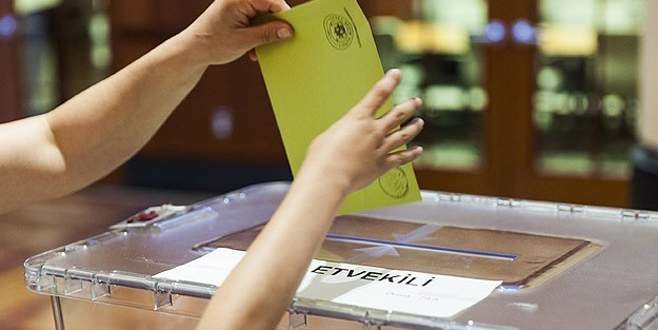 Yurtdışında 744 bin 543 Türk seçmen oy kullandı