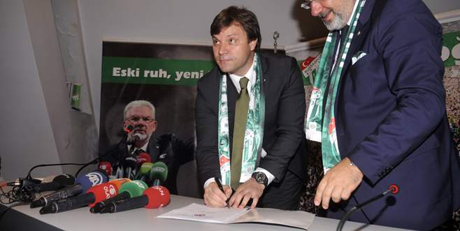 Ertuğrul Sağlam’dan kutlama