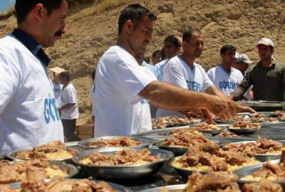 Anma töreninde 50 dana, 40 koyun ve 30 keçi kesildi!
